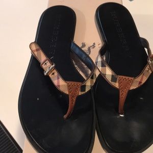 Authentic Burberry Parson Novacheck Sandals